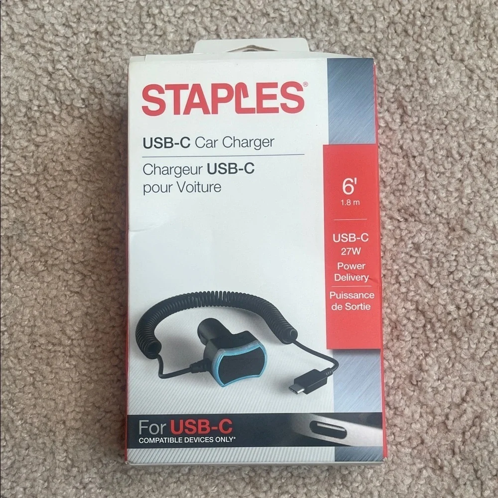NWT Staples USB-C Car Charger with Coiled Cable